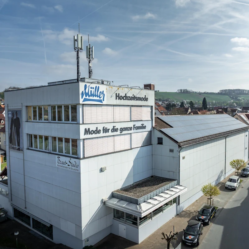Kleider Müller Gundelsheim von Außen